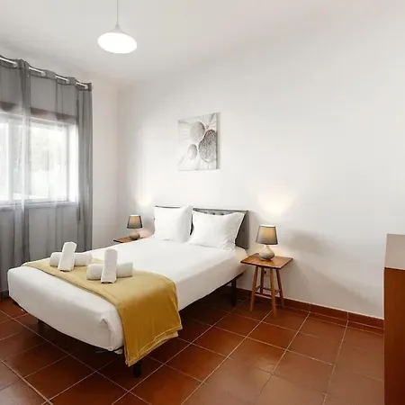 Junqueira Eden Silver Coast فيلة
